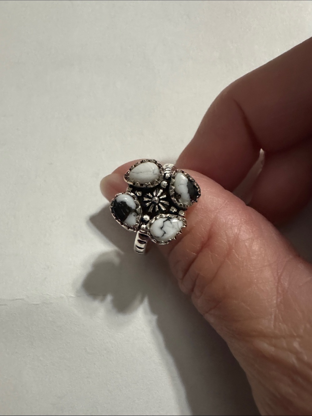 NWOT Sterling Silver White Horse Turquoise Ring